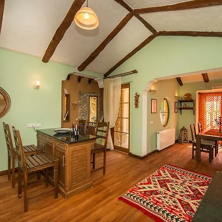 מלון The Olive Tree (adults Only)