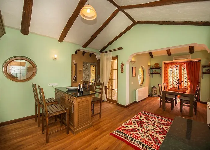 ホテル The Olive Tree (adults Only)